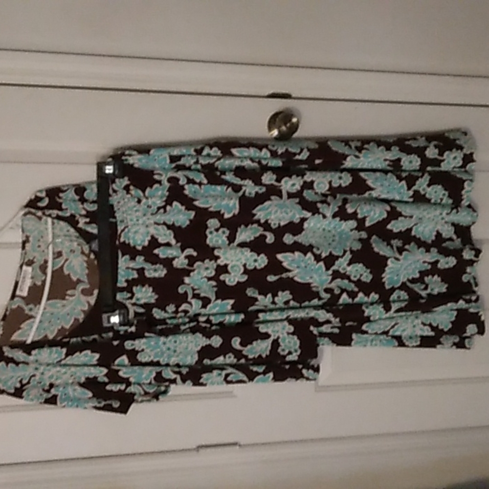 Studio I 22w skirt set